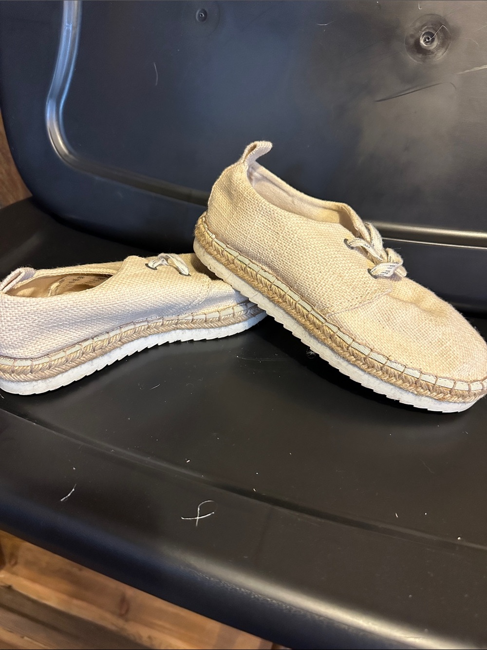 Universal Thread Beige Canvas Espadrille Sneakers